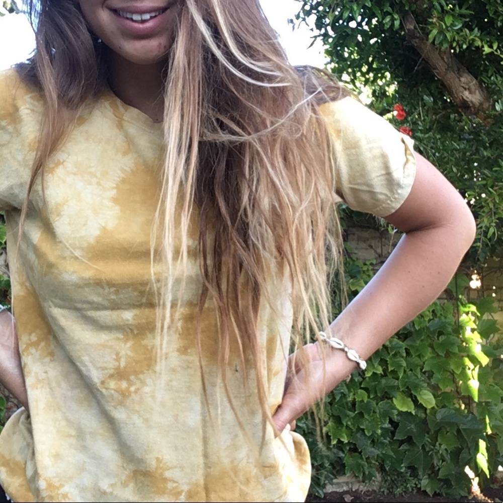 T- shirt - Picture 1 of 3